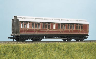 Parkside Models PC720 LMS (Ex MR) Clerestory 3rd & luggage Coach Plastic Kit OO