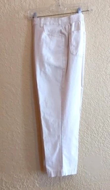 Used Women’s Size 10 Ivory Jeans from Blair - Comfy, Classic, and Stretchy