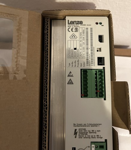 Convertitore di frequenza Lenze EVF8203-E ID 00384005 1,5kW 33.8203 E.2A.11 confezione originale - Foto 5 di 10