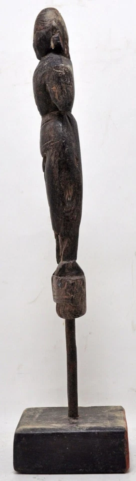 Estatueta antiga de madeira tribal de deusa gangaur original antiga esculpida à mão - Imagem 4 de 4