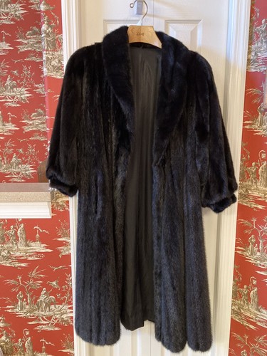 Black Female Mink Coat Excellent 