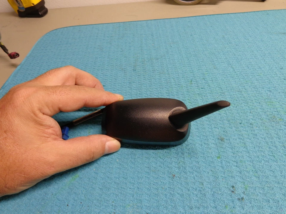 ANTENA DE TELÉFONO AUDIO RADIO DIGITAL GPS ONSTAR PONTIAC G5 07 08 09 Foto 3 de 4