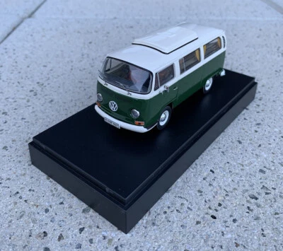 Volkswagen T2a camping-car - échelle 1/43 - modèle réduit VW Premium Clasixxs - Photo 1/4