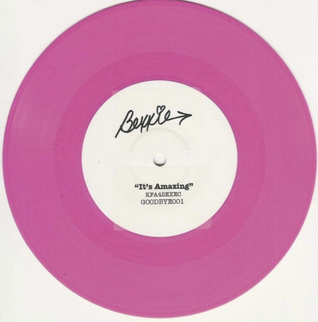 It's Amazing 7" Vinyl