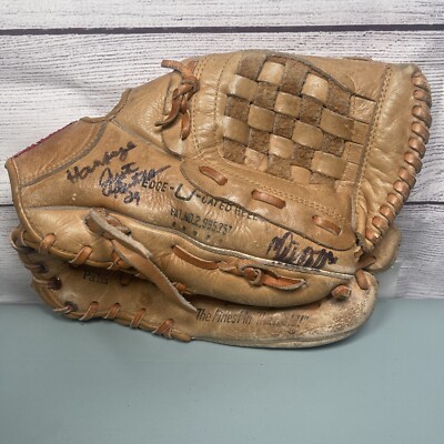 Rawlings Baseball Glove GJ66 Bob Grich LHC RHT Right - AUTOGRAPHED SEE PICTURES