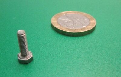 18-8 A2 Stainless Steel Bolt, FT, Metric, M3 x 0.5 x 10 mm Length, 100 Pcs