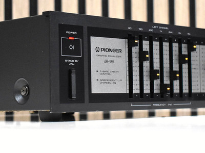 PIONEER GR-560  2x7-Band Stereo Graphic Equalizer  Top Zustand