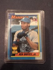 1990 Topps - Ken Griffey Jr #336 Bloody Scar ERROR Rookie Card