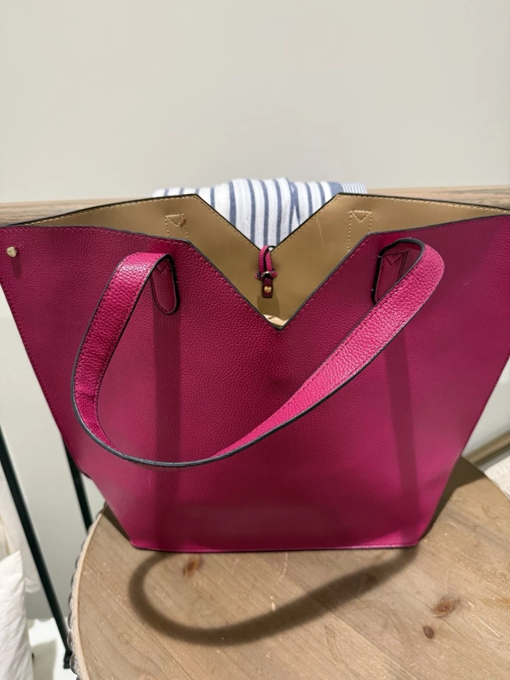 Bolso de Mano Neiman Marcus Fucsia Doble Borla Grande Nuevo sin Etiquetas Foto 4 de 4