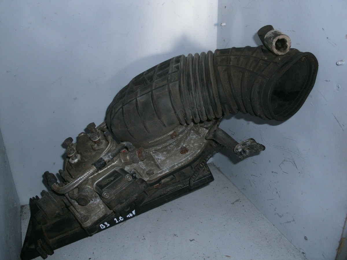 Audi 80 B3 2.3 Mengenteiler Kraftstoffmengenteiler 0438121076 