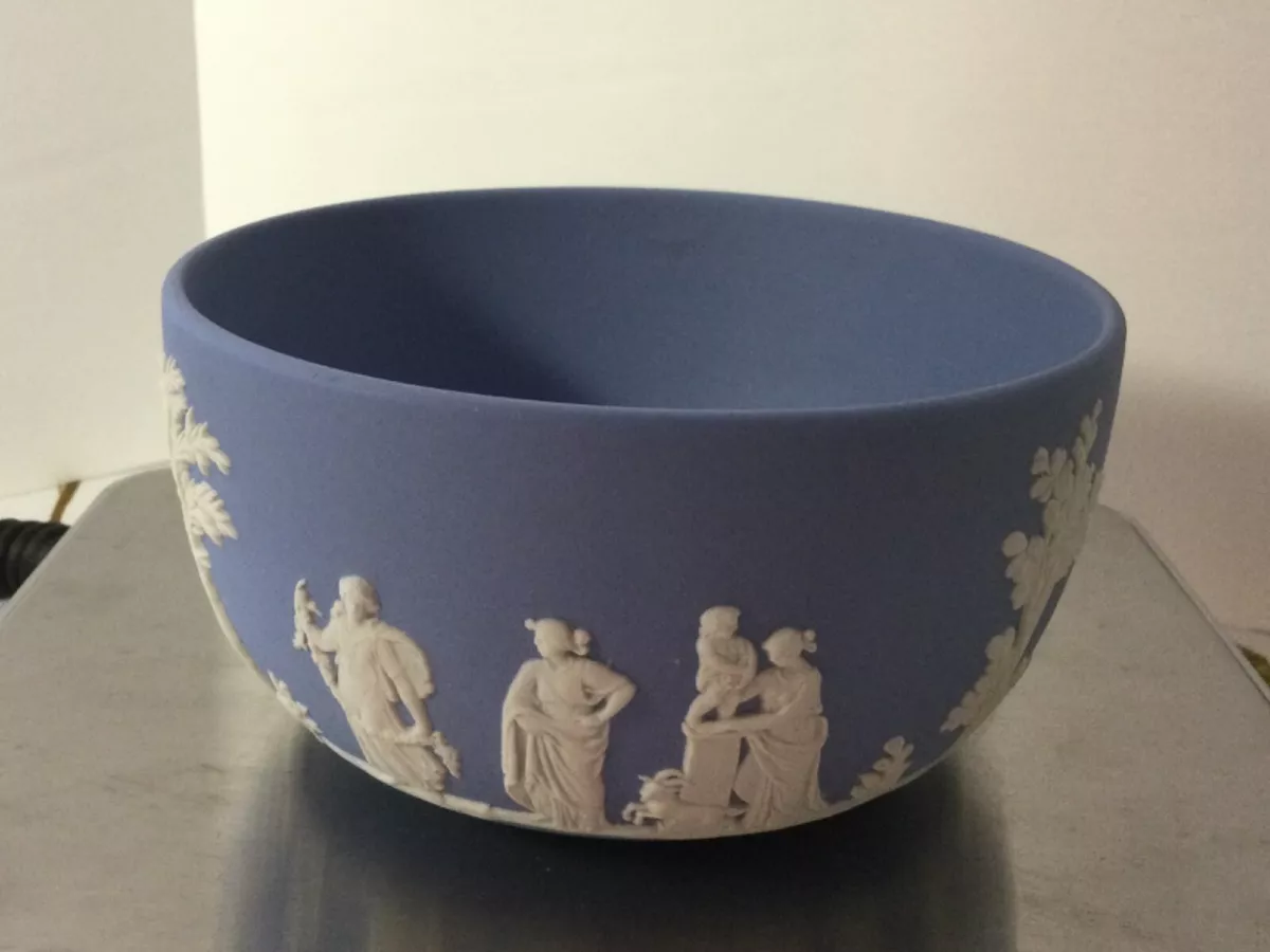 Wedgwood Blue and White Jasperware Grecian Sacrifice Bowl 5 Made in England