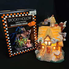 1996 Spooky Hollow Lighted Halloween House Porcelain Haunted House Ghosts