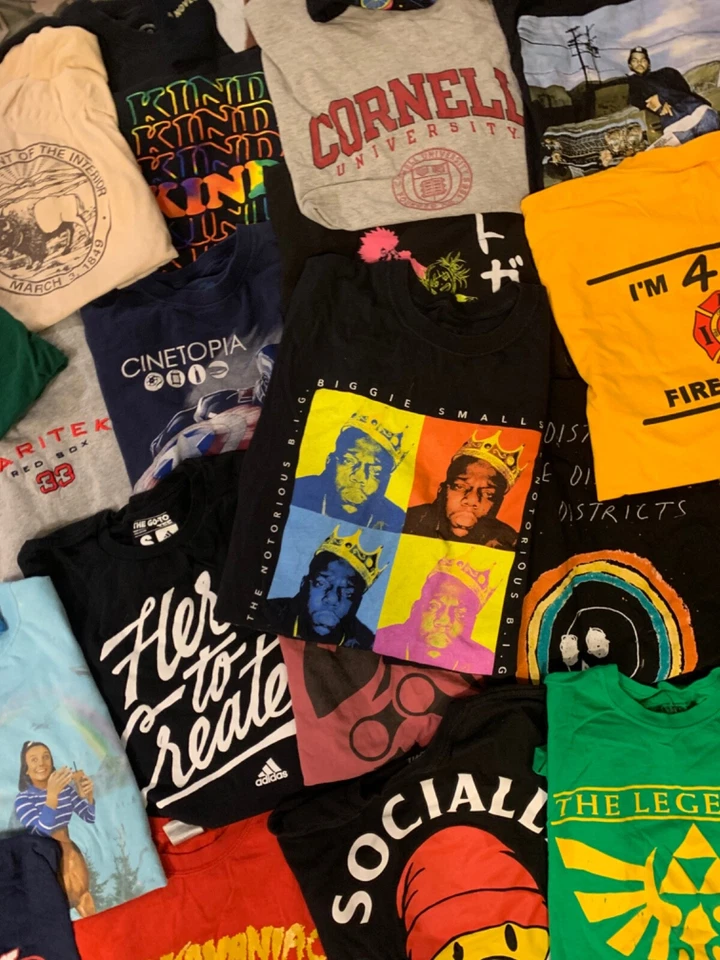 Lote de 3 camisetas gráficas al azar verano de colección rap música películas deportes Y2K al por mayor Foto 4 de 4