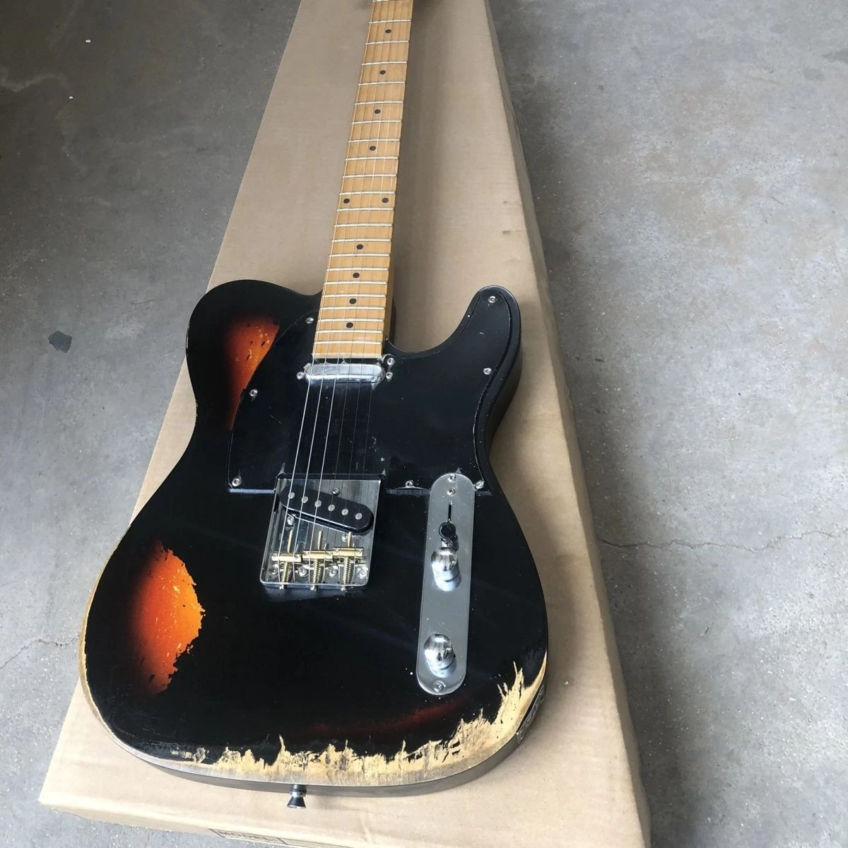 Factory direct sale guitars