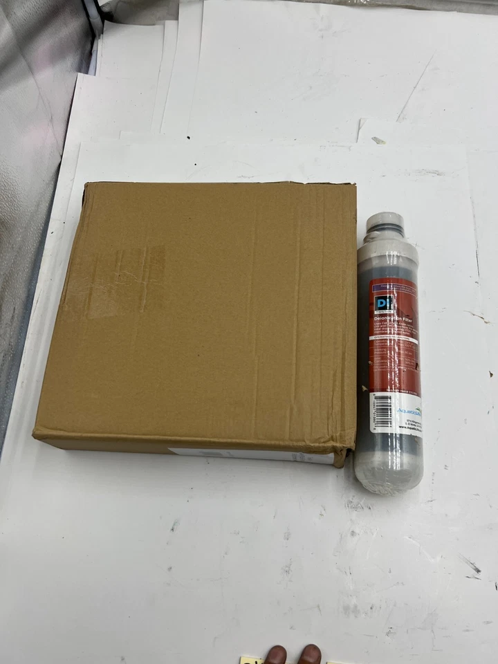 Aquatic Life Twist-In Bed Color Changing Deionization Filter 330390 - Image 3 of 4