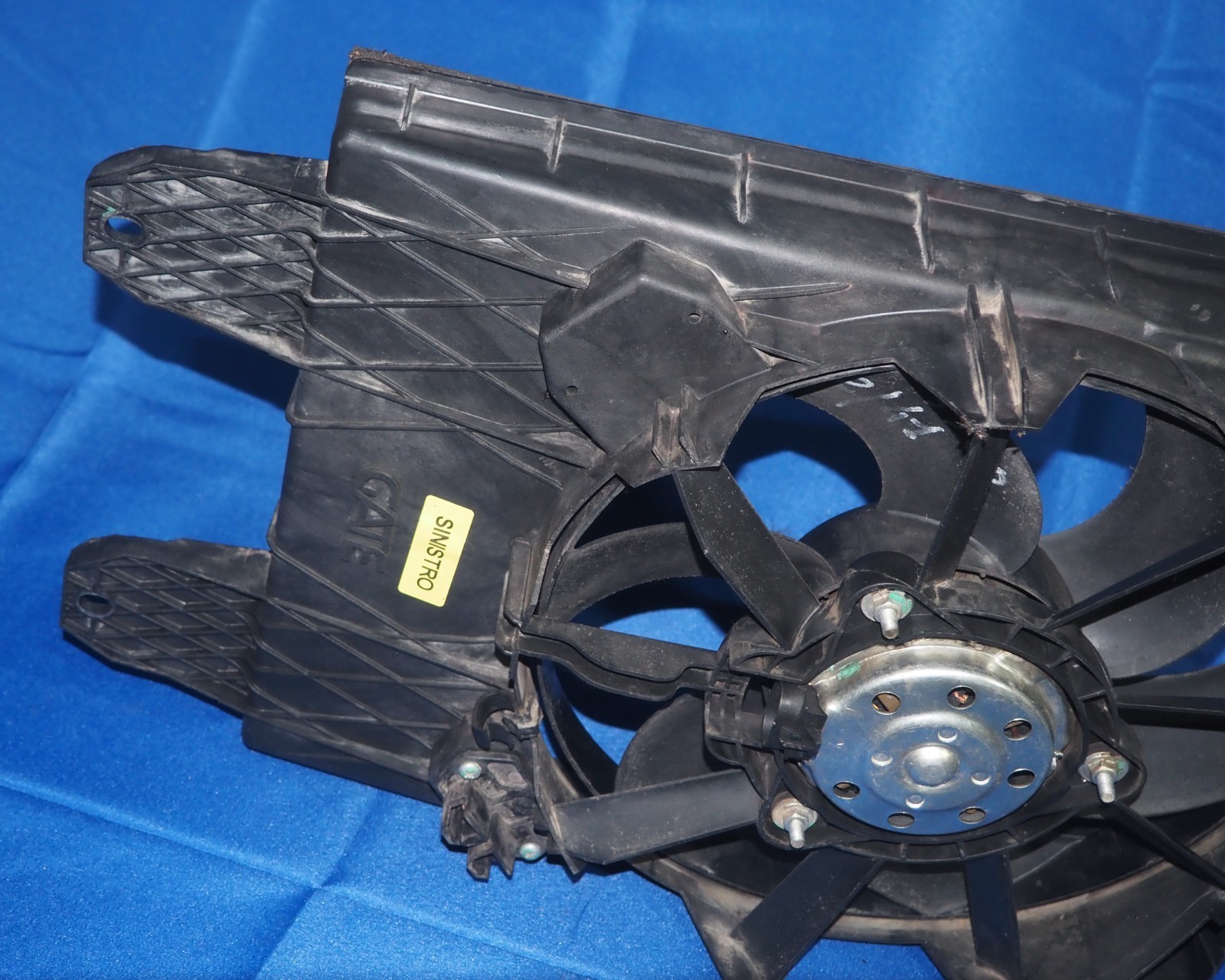 2005-2009 Ferrari F430 Left Side Engine Radiator Cooling Fan & Shroud OEM Good
