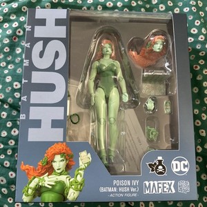 Mafex Batman hush | eBay