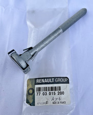 Genuine Renault 7703015200 M10x1 Rear Axle Cage Nut Clio II Twingo II