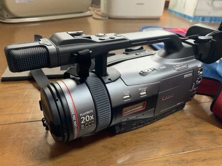 Canon DM-XV2 MiniDV Camcorder 3CCD 18x Zoom Optical Stabilizer SD Tested Rare - Image 2 of 4