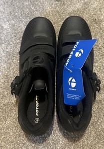 FOTGROY Black Mountain Cycling Shoes EU 41 US 8 2-Bolt Buckle Strap