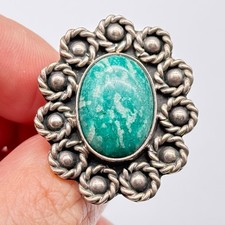 Vintage Mexico Green Stone Sterling Silver Ring Size 9