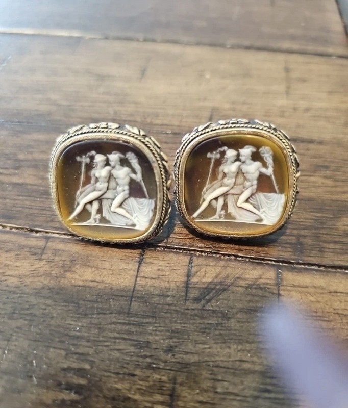 Dante Cufflinks Hermes and Aphrodite Incolay Masterpiece Cameo Golden