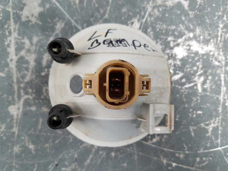 2007 Ford Mustang Shelby GT500 Left Front Fog / Driving Light #8204 P10 - Image 4 of 4