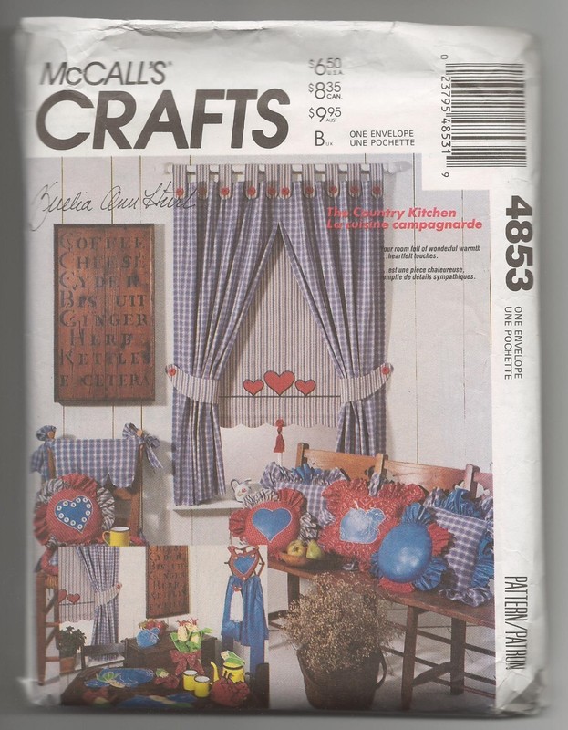 McCalls 4853 Country Kitchen Home Decor Apron Pillows Drapes Pattern