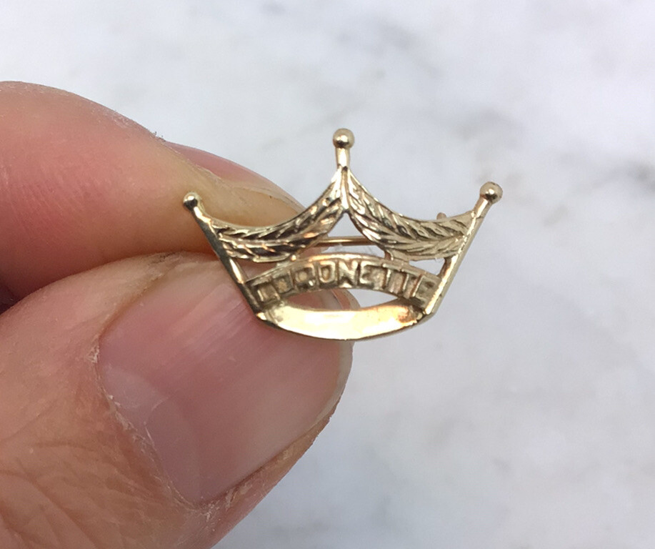 Antique Vintage 14K Yellow Gold CORONETTE Crown Pin Brooch