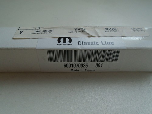 Genuine Mopar Classic Line Glow Plug 6001070026 Fiat 500, Doblo, Punto - Picture 2 of 3