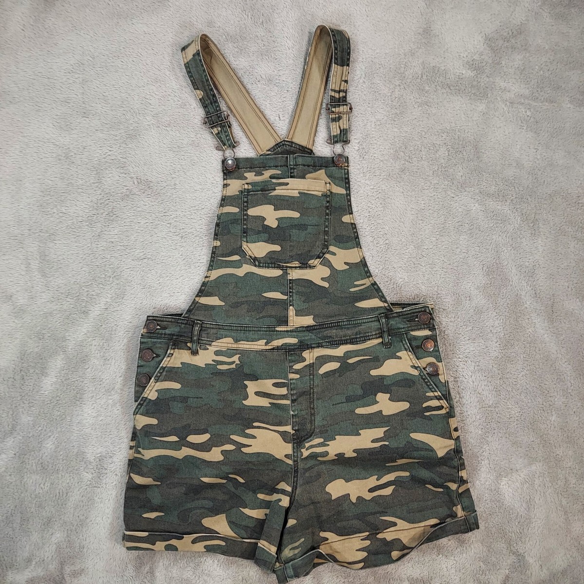 Forever 21 Shortalls Womens 0X Plus Size Romper Woodland Camo