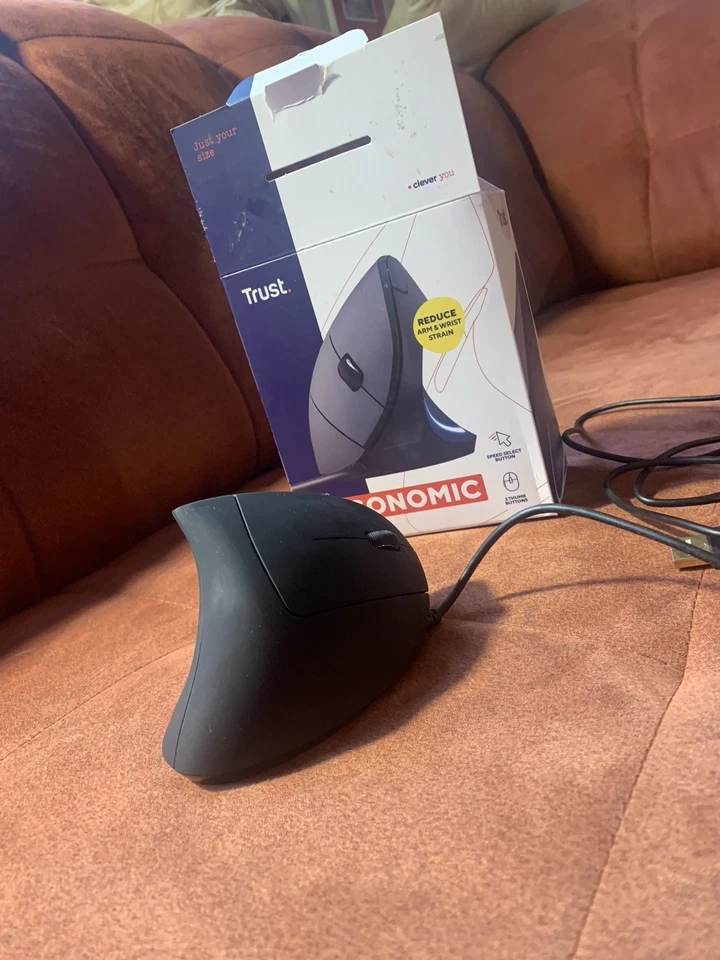 Ergonomische Maus mit Kabel mit Originalverpackung - Bild 2 von 4