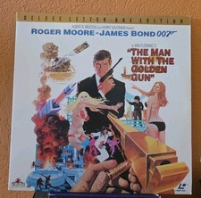 THE MAN WITH THE GOLDEN GUN Roger Moore2 Disc Deluxe Letterbox Edition LaserDisc