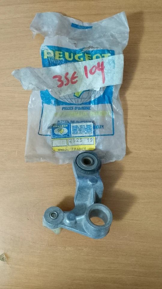 Palanca Jack Peugeot 104 original 2525.19 Foto 3 de 4