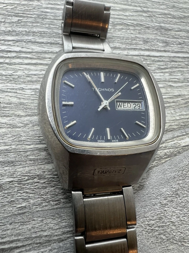 Vintage Technos Quartz Swiss Movement Stainless Steel TV Dial - Image 2 of 4