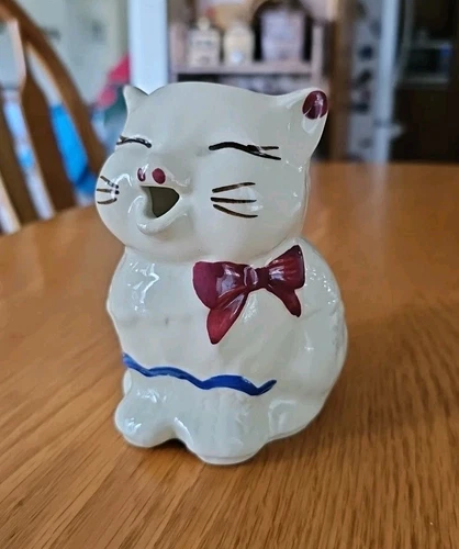 Vintage Puss ‘n Boots Cat Creamer, USA Farmhouse Milk Pitcher, Height 5”