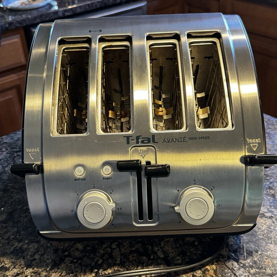 T-FAL Avante Deluxe Variable Browning TFAL 4 Slice Bagel Wide Slot Toaster - Image 4 of 4