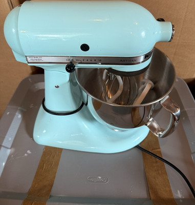 KitchenAid Artisan KSM150 5 qt 325W 10-Speed Tilt-Head Mixer Blue + Bowl