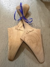 L.L Bean Wooden Shoe Trees Set of 2  Wood Shoe Shapers Shoe Care