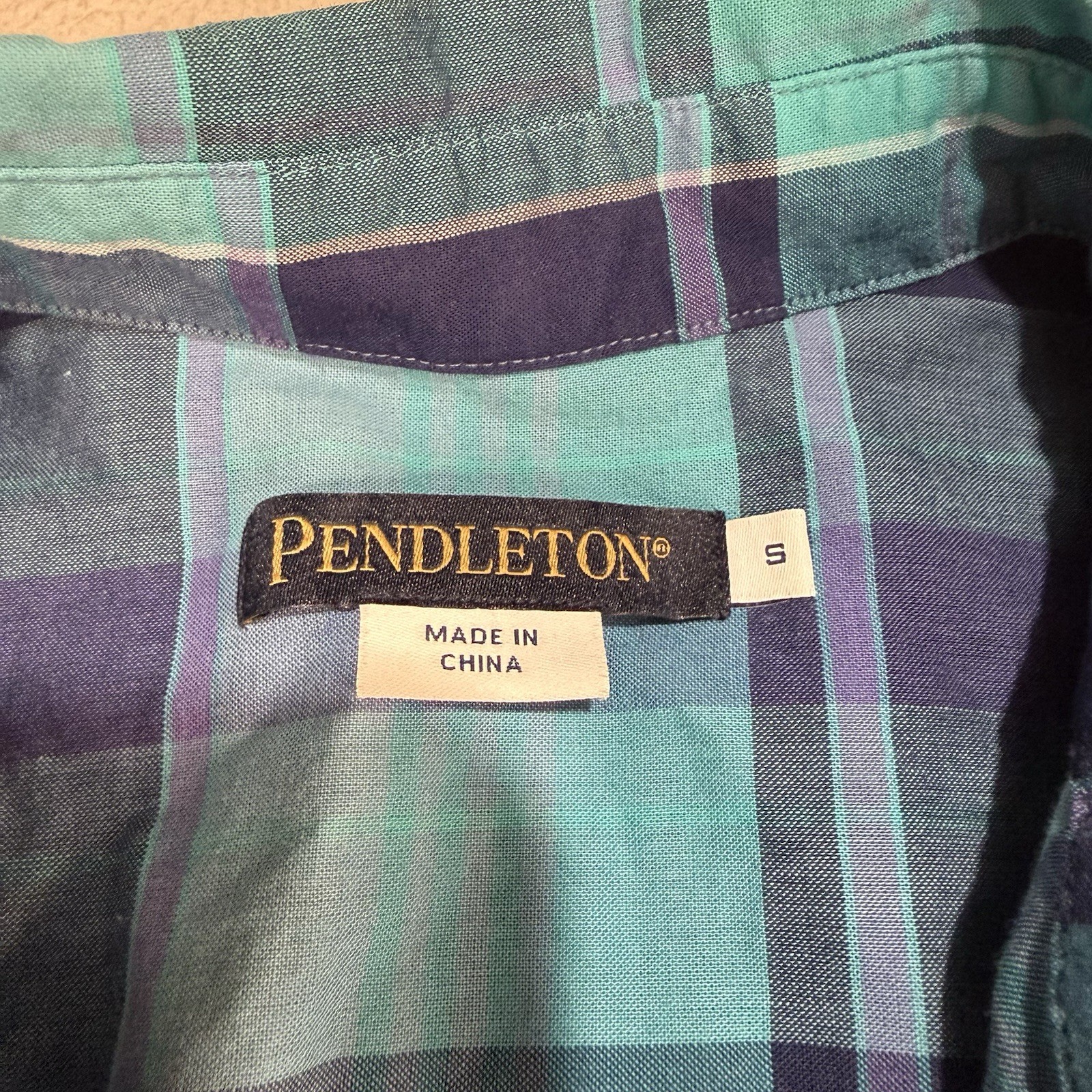 Pendleton Men’s Long Sleeve Collared Button Up - … - image 5