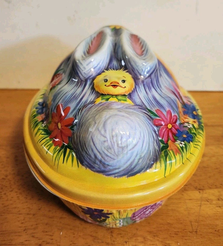 Vintage Plastic 3D Molded Container with Lid Easter Bunny in a Basket ...