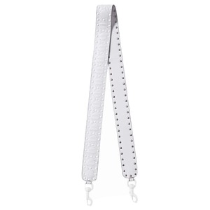 in my white valentino bolsa