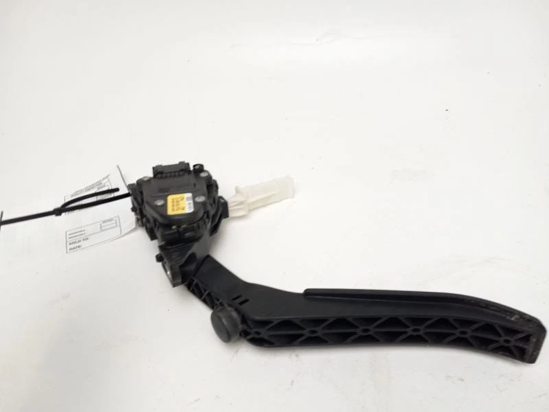 2007 AUDI Q7 GAS PEDAL - Image 4 of 4