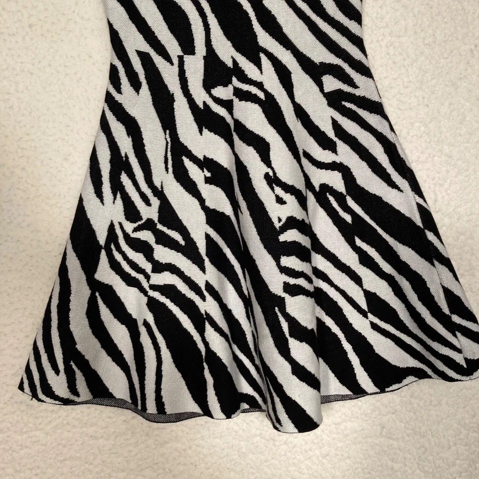 My Michelle M девочек зебра полоски платье черный и белый короткие рукава действительно хороший - Изображение 2 из 4