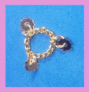 Dreamz-CHARM-BRACELET-Resort-Set-made-for-Barbie-Doll-Jewelry-VINTAGE-REPRO