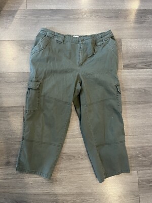 St Johns Bay Pants Womens Green Capri Stretch Utility Outdoors