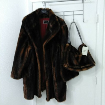 fur coat garment bolsa