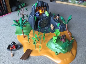 playmobil pirate island 5134