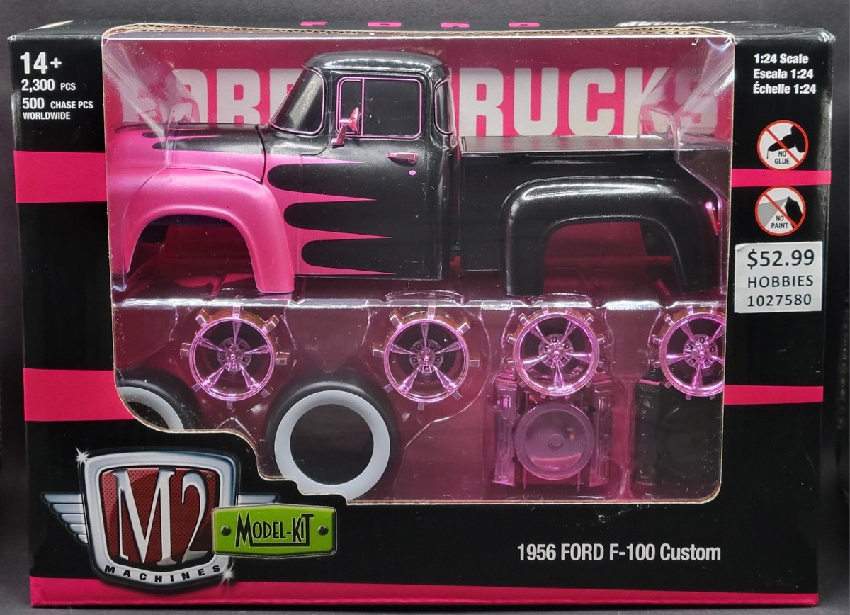 2025 M2 Model-Kit Ground Pounders 1:24 Chase 1956 Ford F-100