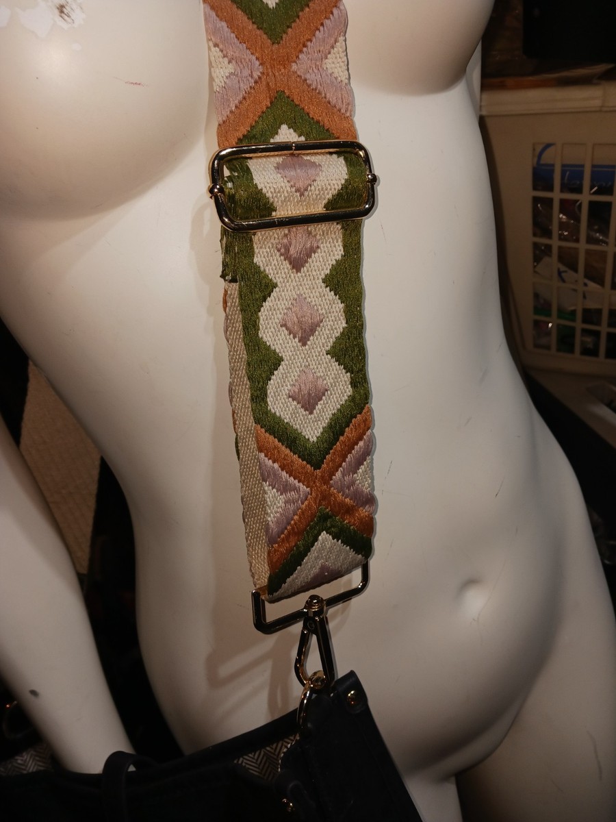 Threaded Pear Black Crossbody View 2